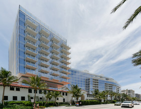 Surf Club Four Seasons in Surfside, FL - Building Photo - Building Photo