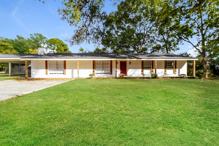 372 S Wheatley St in Ridgeland, MS - Building Photo