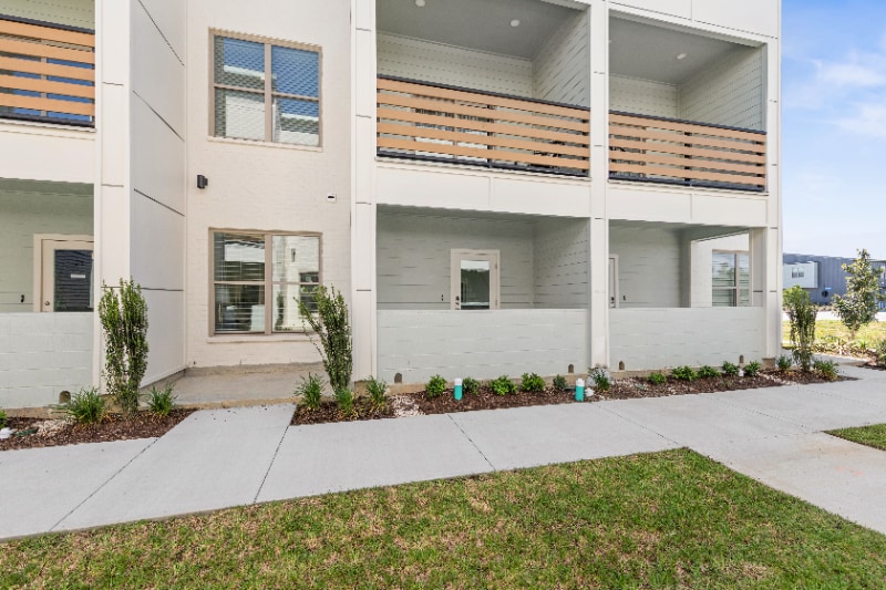 213 Canvasback Dr in Youngsville, LA - Building Photo