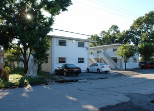 600 NE 5th Ave in Fort Lauderdale, FL - Foto de edificio - Building Photo