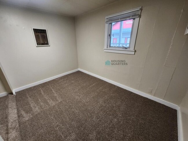 519 4th St in Cheney, WA - Building Photo - Building Photo