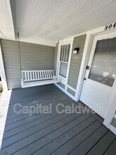 304 E Hanna Ave in Tampa, FL - Building Photo - Building Photo