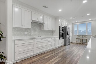 140 Warsteiner Way in Melbourne Beach, FL - Building Photo - Building Photo