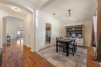 221 Stone Crest Blvd in Buda, TX - Building Photo - Building Photo