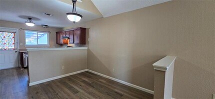 923 Westover Dr in Lancaster, TX - Building Photo - Building Photo