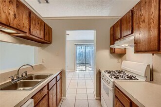 11405 Walnut Ridge Dr in Austin, TX - Building Photo - Building Photo