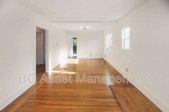 5524 Shattuck Ave. in Oakland, CA - Building Photo - Building Photo