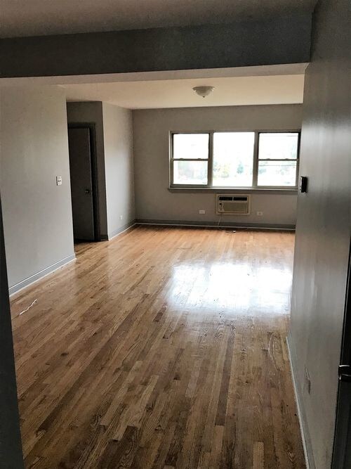 4924 Mulford St-Unit -3W in Skokie, IL - Building Photo - Building Photo