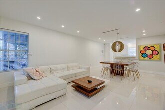 1125 99th St in Bay Harbor Islands, FL - Building Photo - Building Photo