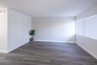 Artesia Crossings in Artesia, CA - Building Photo - Interior Photo