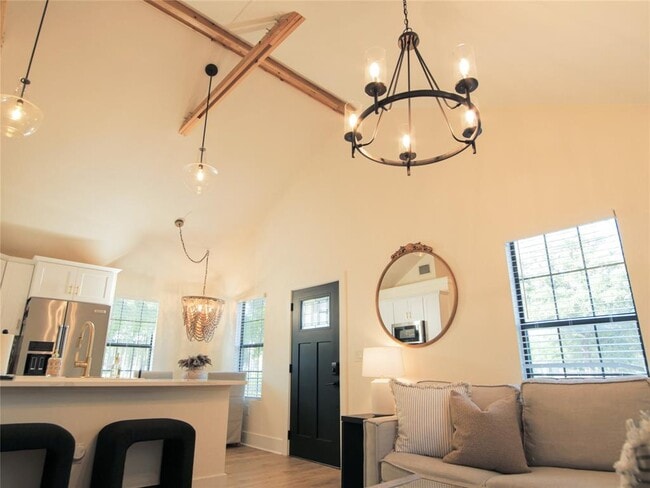 1308 San Bernard St in Austin, TX - Building Photo - Building Photo