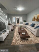 5824 Florence Ave in Philadelphia, PA - Building Photo