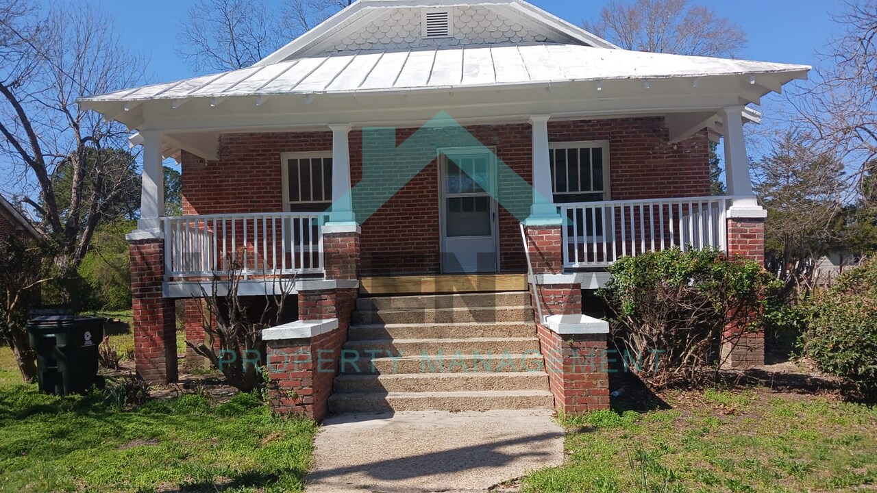 3721 Woolard St in Bethel, NC - Building Photo