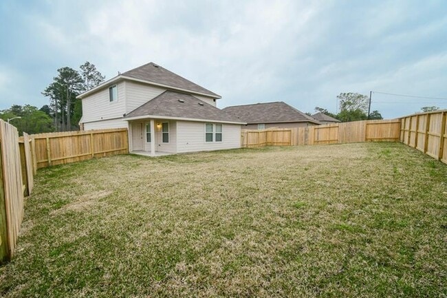 13806 Spring Meadows Ct in Willis, TX - Building Photo - Building Photo