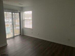 198 Heather Croft in Egg Harbor Township, NJ - Building Photo - Building Photo