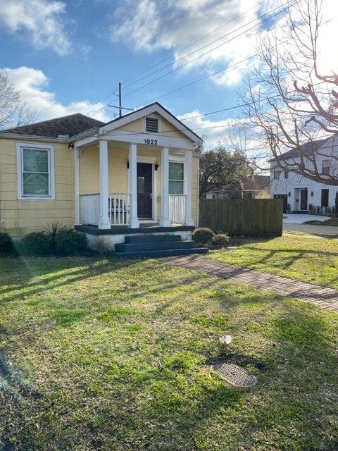 property at 1822 Homer St