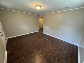 4015-4011 Meadowwood Curve in Mobile, AL - Building Photo - Building Photo