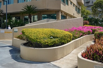One Kalakaua in Honolulu, HI - Foto de edificio - Building Photo