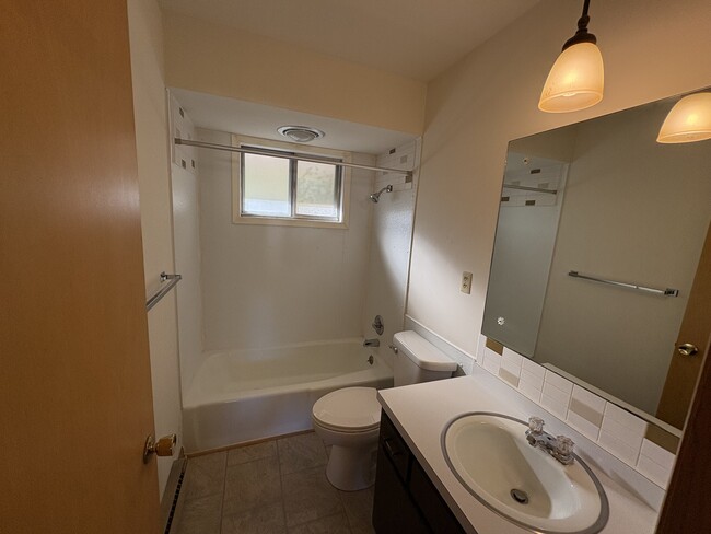 600 Marshall Ave in Mattoon, IL - Building Photo - Building Photo