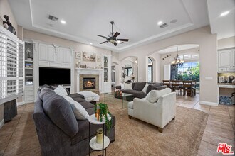2206 Ribble Valley Dr in Bakersfield, CA - Building Photo - Building Photo