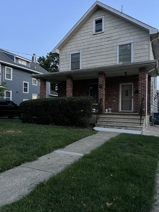 24 Jerseyville Ave in Freehold, NJ - Building Photo