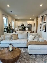 15 Corbin Dr in Darien, CT - Building Photo - Building Photo