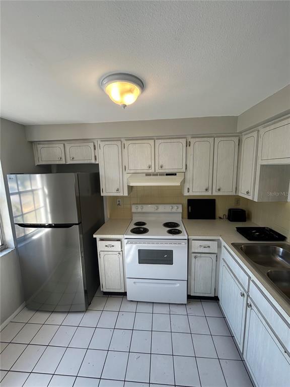 4221 Sheldon Pl in New Port Richey, FL - Building Photo - Building Photo
