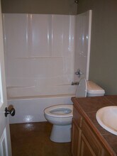 1534 Montagne St, Unit B in New Iberia, LA - Building Photo - Building Photo