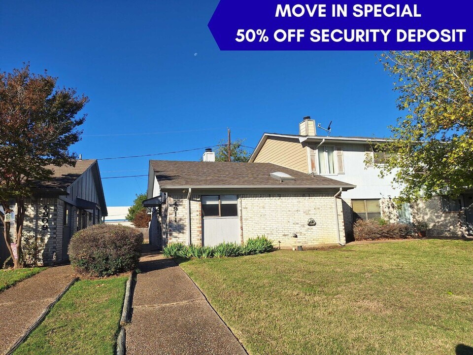 4911 Maryanna Way-Unit -4911 Maryanna Way in Fort Worth, TX - Building Photo