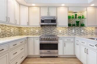 326 Windrush Blvd in Indian Rocks Beach, FL - Building Photo - Building Photo