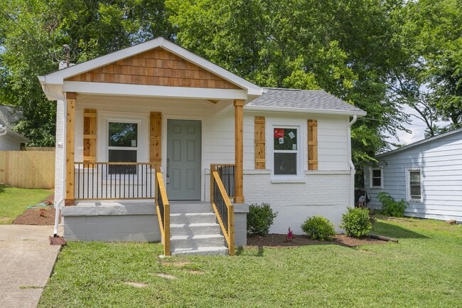 1202 Jennings St in Nashville, TN - Building Photo - Building Photo
