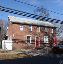 55 Cedar St in Kingston, NY - Building Photo - Building Photo