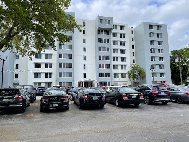 9001 SW 77th Ave in Miami, FL - Building Photo - Building Photo