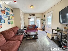 37 Atkins St in Boston, MA - Foto de edificio - Building Photo