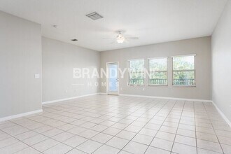 8651 Candida Ln in Port Richey, FL - Foto de edificio - Building Photo