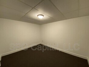 5 Center Square in Hanover, PA - Building Photo - Building Photo