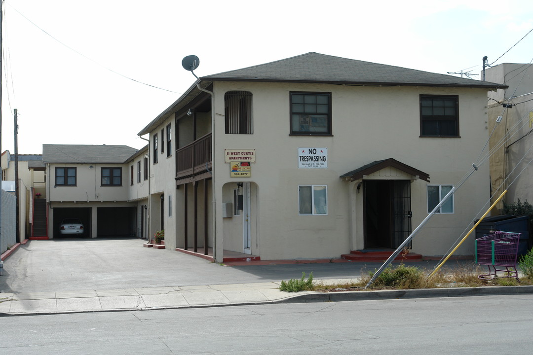 11 W Curtis St in Salinas, CA - Building Photo