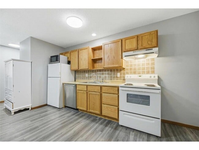 property at 226 3rd Ave S