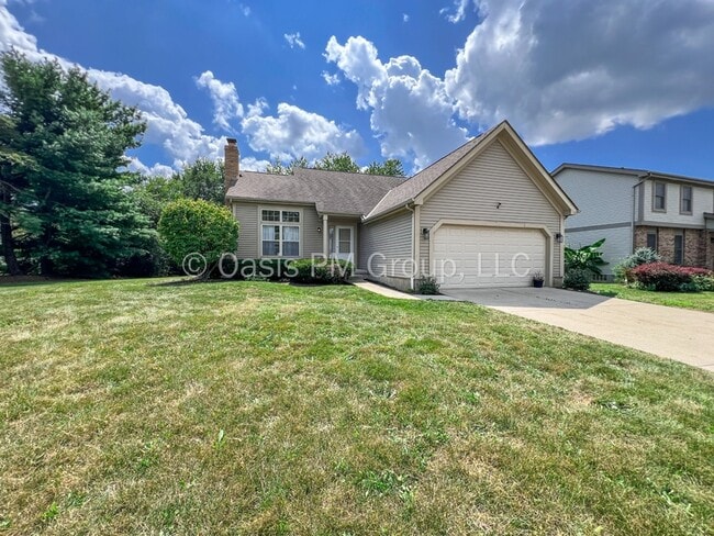 8575 Kingsley Dr in Reynoldsburg, OH - Building Photo - Building Photo