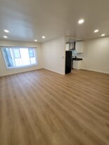 3636 Mentone Ave in Los Angeles, CA - Building Photo