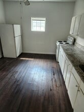 64 Second St in Newnan, GA - Building Photo - Building Photo