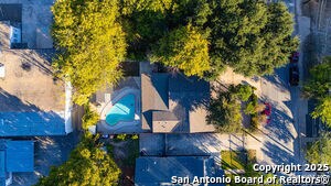 767 E Myrtle St in San Antonio, TX - Building Photo - Building Photo