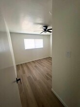 3410 Terrace Wy, Unit B in Bakersfield, CA - Building Photo - Building Photo