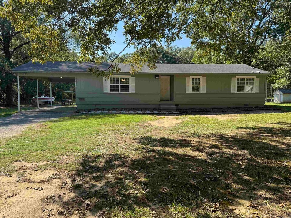 3328 AR-5 in El Paso, AR - Building Photo