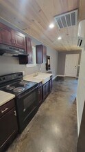 695 S 17th St in Batesville, AR - Building Photo - Building Photo