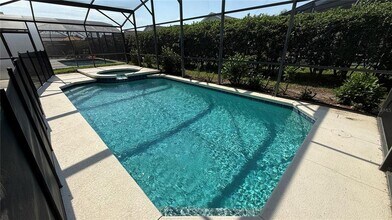 16644 Rolling Green Dr in Clermont, FL - Building Photo - Building Photo