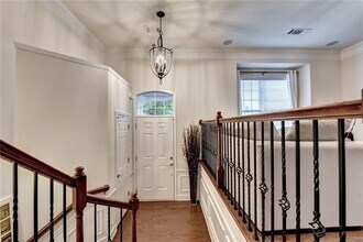 2342 Limehurst Dr in Atlanta, GA - Building Photo - Building Photo