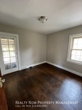 3614 Lynnfield Rd, Unit UP in Shaker Heights, OH - Foto de edificio - Building Photo