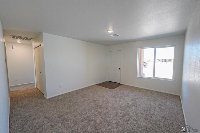 7415 E 45th Pl in Yuma, AZ - Building Photo - Building Photo