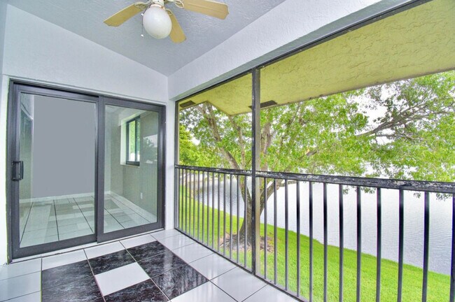 3100 NW 46th St, Unit 202 in Oakland Park, FL - Foto de edificio - Building Photo
